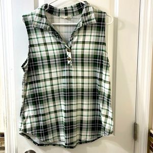Unworn (washed) sleeveless collared Above and Beyond blouse, L, green/white…